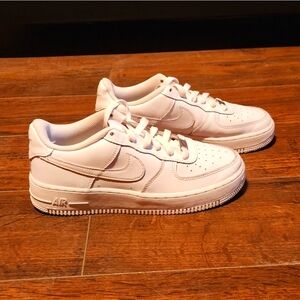 Air Force 1 Sz 6.5 Woman's 8